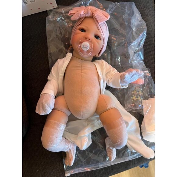 🆕20Inch Realistic Baby Mila With Weighted Cloth Body Toddler Girl Reborn Baby - Picture 2 of 12